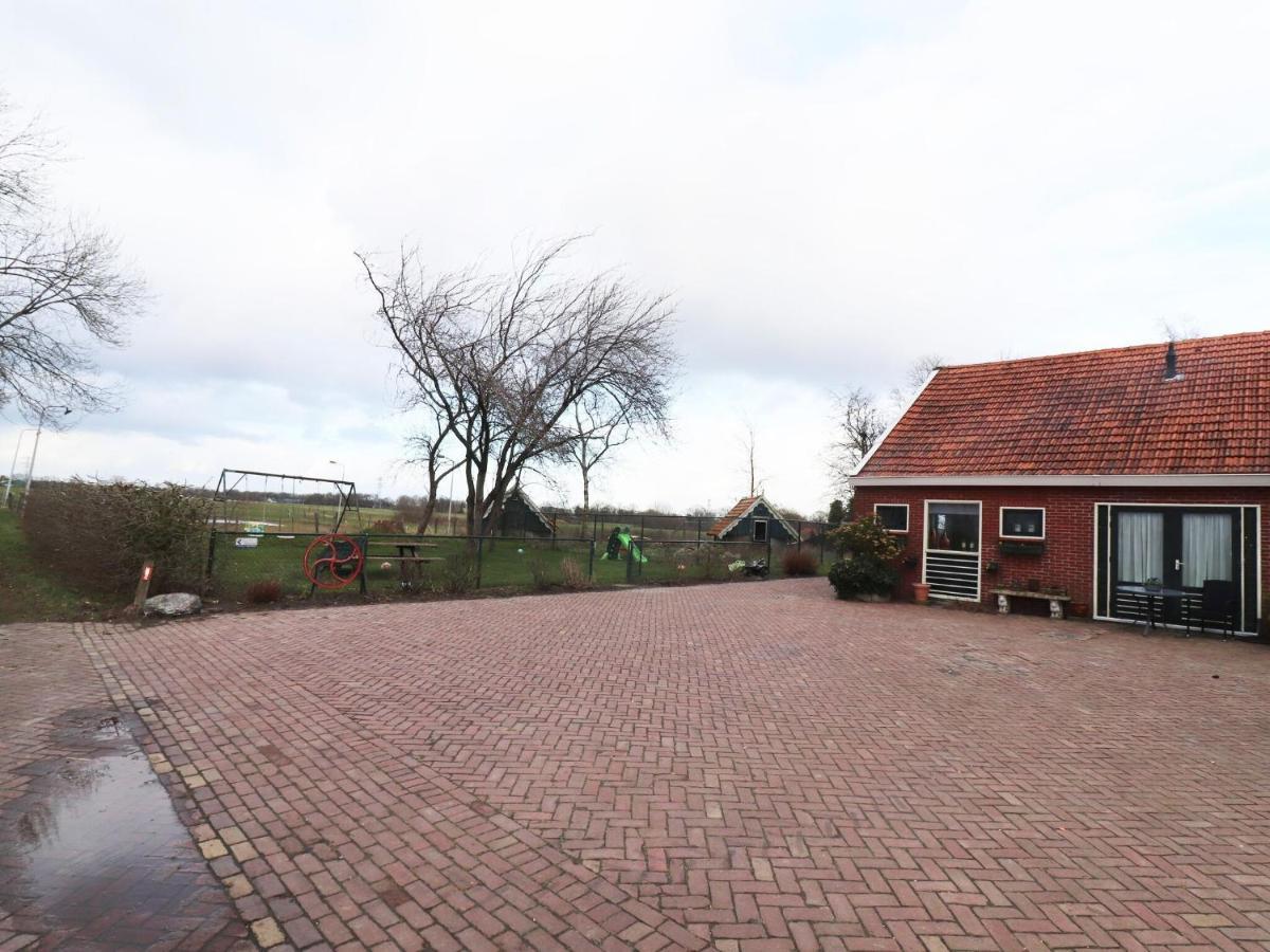 Fine Holiday Home In Donkerbroek Exterior photo