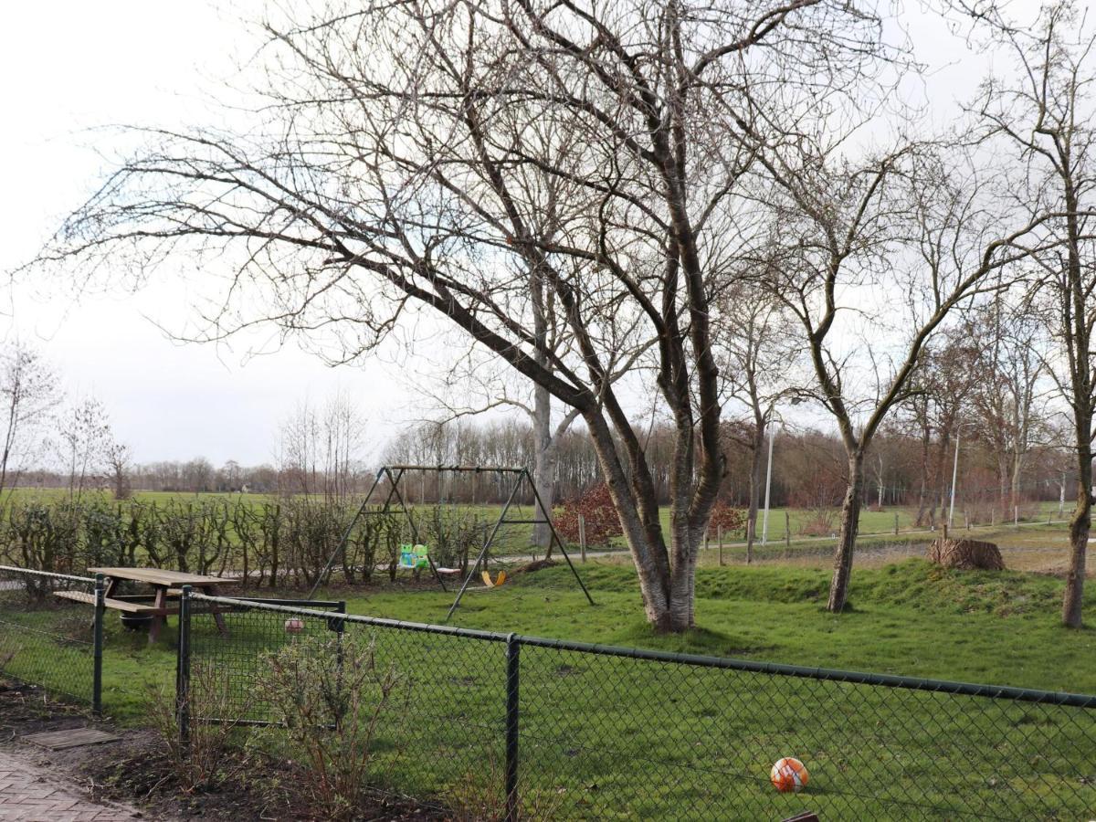 Fine Holiday Home In Donkerbroek Exterior photo